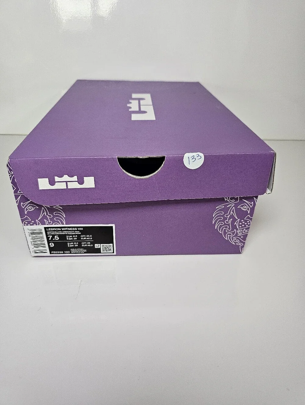 Nike LeBron Witness 8 Basketball Shoes White Black Red Men's Size 7.5 New In Box